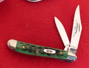 Case XX USA 2009 green bone End of Era 6220 mint in tin box peanut knife - Picture 1 of 4
