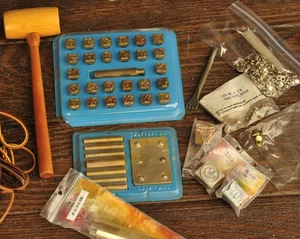 Lot Vintage Tandy Craftool Co. Leather Working Stamping Tools - Picture 1 of 10