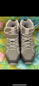 On Cloud Cloudrock Waterproof Shoes Men’s Size 12 Hiking Boots Swiss Engineering - Picture 1 of 9