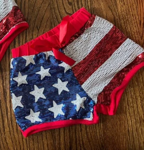 Girls Patriotic Shorts Sequin Girls Size Large. NWOT - Picture 1 of 4