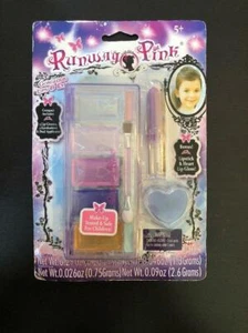 Lápiz labial extra Runway Pink precioso para labios y ojos y brillo labial cardíaco probado y seguro - Imagen 1 de 10
