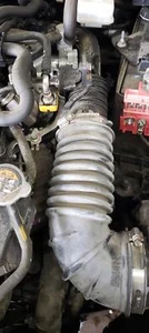 21 22 23 MAZDA CX-30 Air Cleaner Tube ONLY - Imagen 1 de 12