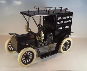 Maxitoys (Carette) 1/12 Jan Blenken Ford T Lieferwagen J&J Walker Wedding #2690 - Bild 1 von 3