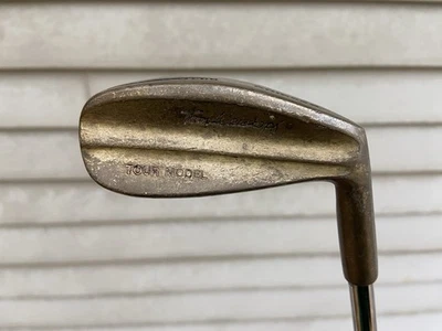 RH 34.5" Northwestern Tom Weiskopf Tour Model Grooveless Chipper w/ Steel Shaft - Image 1 of 4