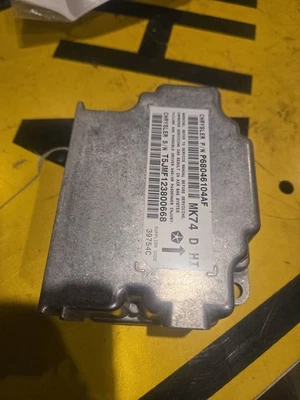 Módulo MOPAR genuino OEM CSZES61EAA Foto 1 de 3