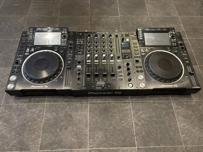 Pioneer DJ CDJ-2000NXS2 Black Pair and DJM-900NXS2 Set of 3 Tested Working - Image 1 of 4