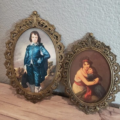 Lote De Colección De 2 Mini Marcos Ovalados Italianos Latón Ornamentados Azul Niño Victoriano Pueblo Foto 1 de 4
