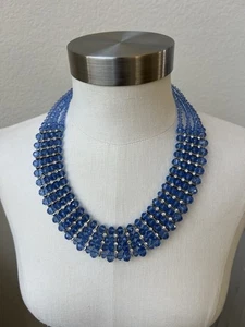 Spektakuläres viersträngiges blaues Kristall Collier mit Diamantenimitaten - Bild 1 von 9