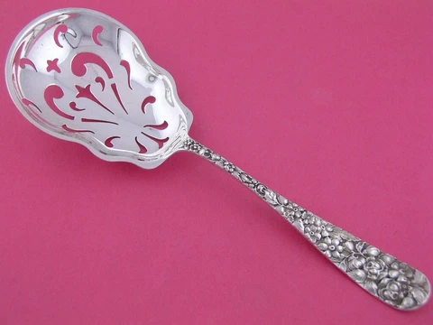 Sterling pierced Pea Serving Spoon STIEFF ROSE pattern ~no mono Cover