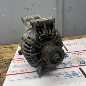 Alternator OEM For Western Star Volvo Mack Freightliner Kenworth Peterbilt 96-04 - Picture 1 of 5