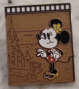 PIN MISTERIO MINNIE RUNAWAY RAILROAD 95 AÑOS MÁGICOS DISNEY 2023 LR - Imagen 1 de 3