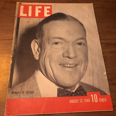 LIFE Magazine 1940 McNary Oregon Hitler Japanese War Summer Beach Willkie Art Ad - Image 1 of 4