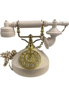 Vintage Binatone Classic 5502 Retro Style Corded Telephone Cream Gold Finish - Picture 1 of 9