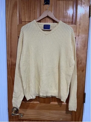Vintage Men’s Pendleton V Neck Cable Knit Sweater Yellow in 100% Cotton Large - Image 1 of 4