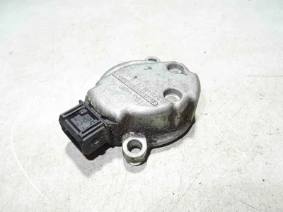 Audi A6 4B2, C5 Shaft Position Sensor 0232101024 058905161B 2.40 17236771 - Image 1 of 3