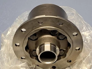 Eaton Detroit TT70P10434 Truetrac Differential Carrier Ford 8.8″ 33 Spline - Foto 1 di 7