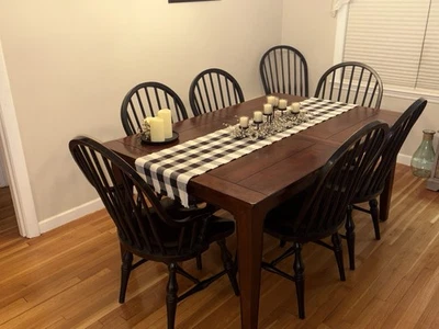 Dining Table and Chair Set - Image 1 of 4