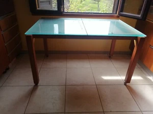 Tavolo in vetro temperato, allungabile - Foto 1 di 5