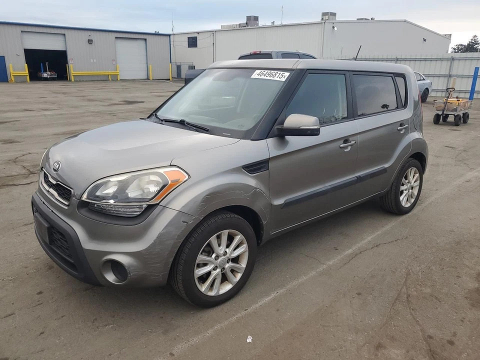 Vidrio puerta trasera derecha usado se adapta a: 2013 Kia Soul R. tinte privacidad trasero derecho G Foto 1 de 4