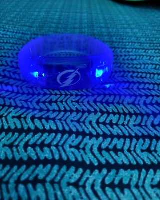 Tampa Bay Lightning Bolts Game Bracelets Stanley Cup NHL Hockey Light Up - Image 1 of 4