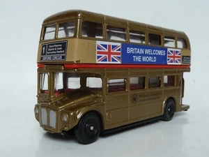 Oxford Diecast RM49 Queen Elizabeth Golden Jubilee 2002 route 1 Oxford Circus - Picture 1 of 4