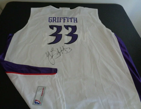 YOLANDA GRIFFITH Sacramento MONARCHS Basketball SIGNED Reebok WNBA Jersey 2XL Cover