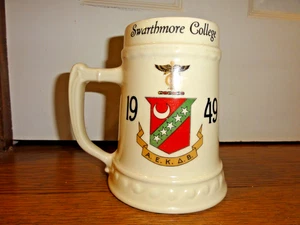 Taza de café Swarthmore College Fraternity 1949 de colección - pájaro estampado - Imagen 1 de 11