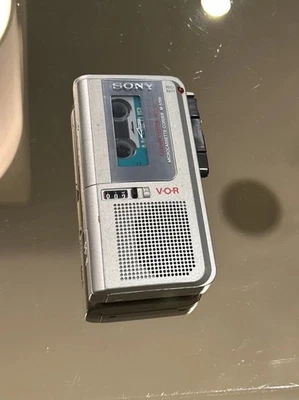 Grabadora de voz Sony M-570V microcassette ANTES Clear Voice Plus probada Foto 1 de 4