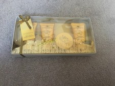 Champneys Time For A Good Morning Citrus Blush Collection Gift Set - New