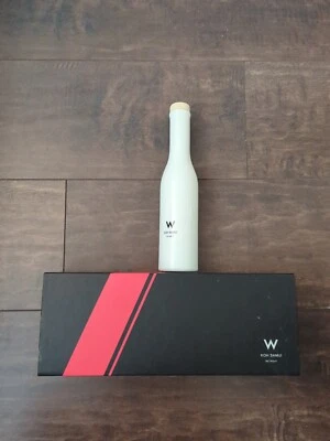 Juego de botellas Spin Me W Retreat Hotel Koh Samui para fiesta en grupo Foto 1 de 4