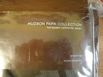HUDSON PARK Collection Duvet Comforter Cover Manhattan Jacquard Queen Full New - Image 1 of 4