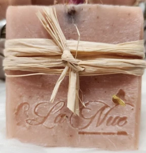 LaNue Rose Gourmet Moisturizing Body Bars w/ Goat &Coconut Milk All Natural 5oz - Picture 1 of 6
