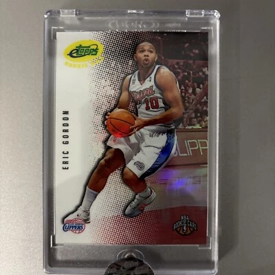 2008 Topps eTopps Refractor /749 Eric Gordon Rookie #2 - Image 1 of 2