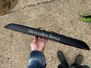 2018 Genuine Mercedes-Benz Vito 447 Rear End Doors Handle Strip A4477400093 - Picture 1 of 7