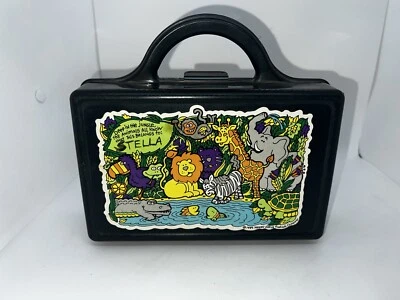 DEEP IN JUNGLE caja de lápices Rain Forest estuche de transporte de plástico 1995 cebra y tucán Foto 1 de 4