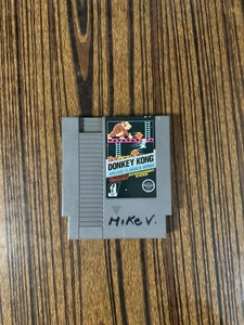 The Original Donkey Kong (NES, 1986) Arcade Classics Series 5-Screw Authentic - Bild 1 von 3