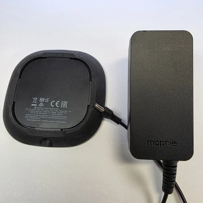Almohadilla de carga inalámbrica Mophie SC-WRLS-BASE-15 (15W) + Adaptador de corriente original  Foto 1 de 4