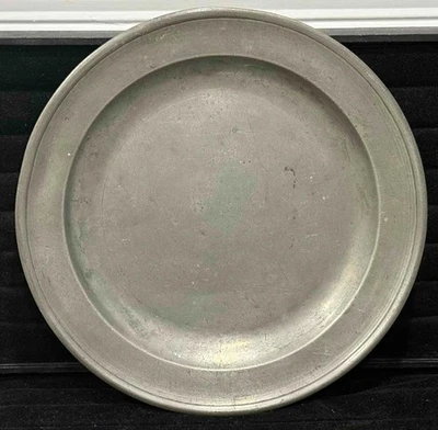 Plato de peltre inglés antiguo grande del siglo XVIII, Burgum & Catcott, Bristol, Inglaterra Foto 1 de 4