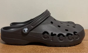 Crocs 10126-410 Baya Zoccolo Marrone Grafite Uomo Taglia 13 (US) ~ Nuovo senza etichette - Foto 1 di 9