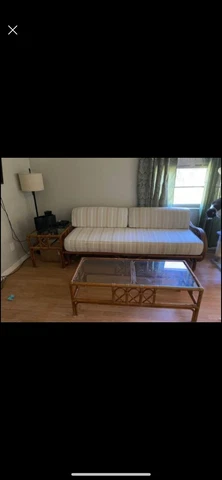 2 vintage rattan daybeds, 2 side tables, 1 coffee table Cover