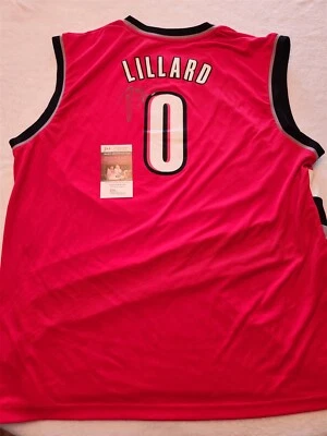 DAMIAN LILLARD signed TRAIL BLAZERS licensed jersey SIZE XXL JSA COA - Image 1 of 4