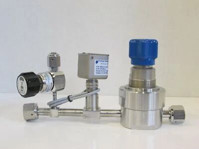 Veriflo SQ420 Regulator Gas Stick Assy w/ 944I Valve, Display Sensor - Image 1 of 4