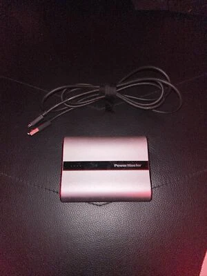 PowerMaster GPCT669 便携式 12000mAh 2-USB 充电端口 移动电源 — 第 1/3 张图片