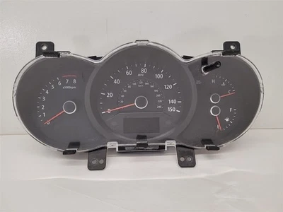 2011 12 2013 KIA SORENTO Speedometer Cluster MPH 940011U040 - Image 1 of 4