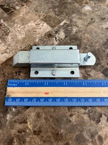 LATCH WITH 7 lb SPRING, STEEL, 2" x 2-5/8", NNB Flush Slam Latches - Picture 1 of 6