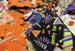 Halloween kleine Stoffreste zum Quilten Basteln. Small Projects 1 # Plus 5 Oz - Bild 1 von 6