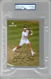ROGER FEDERER HAND SIGNED 4x6 COLOR PHOTO GREAT POSE ON GRASS PSA SLABBED - Picture 1 of 1