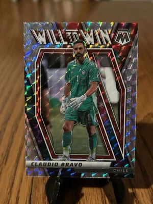 Claudio Bravo 2021-22 Mosaic Road To FIFA World Cup Will To Win Prizm Parallel - Image 1 of 2