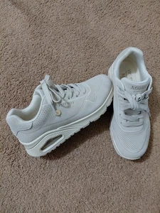 Skechers Martha Stewart 158913 Uno Off-White Memory Foam Schnürsneaker Gr. 5 - Bild 1 von 9