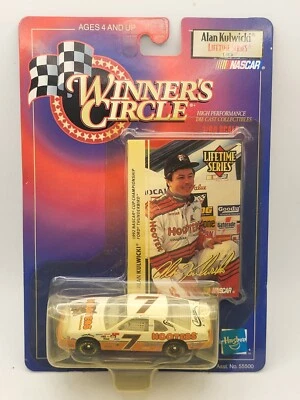 Winner's Circle Alan Kulwicki #7 Hooters Ford Thunderbird blanco fundido a presión Foto 1 de 2